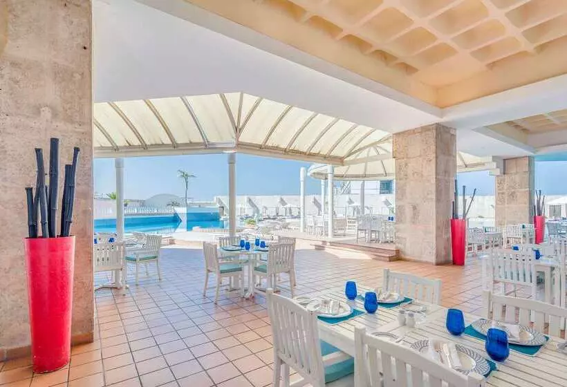 هتل Meliá Cohíba