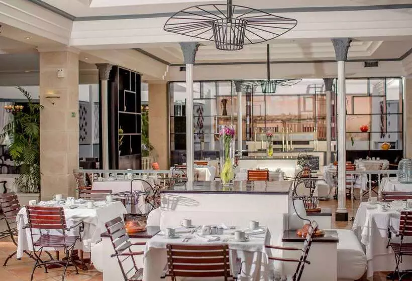 هتل Meliá Cohíba