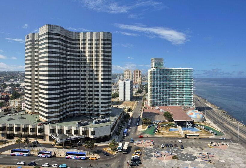 هتل Meliá Cohíba