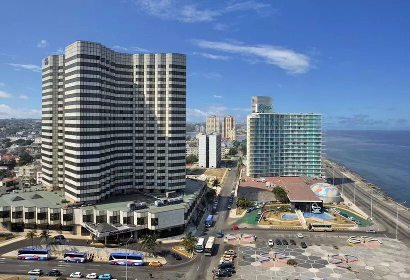 هتل Meliá Cohíba