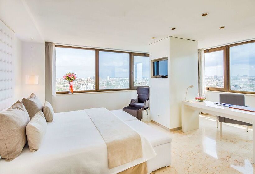 هتل Meliá Cohíba