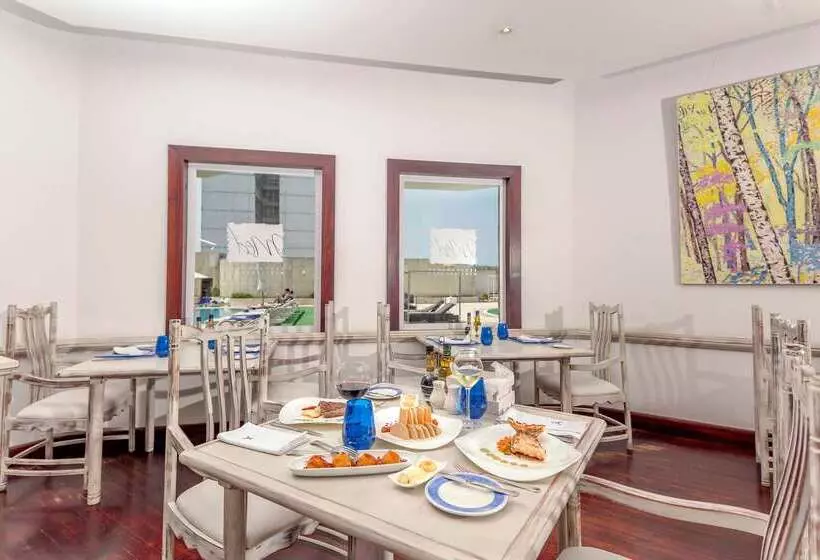 هتل Meliá Cohíba