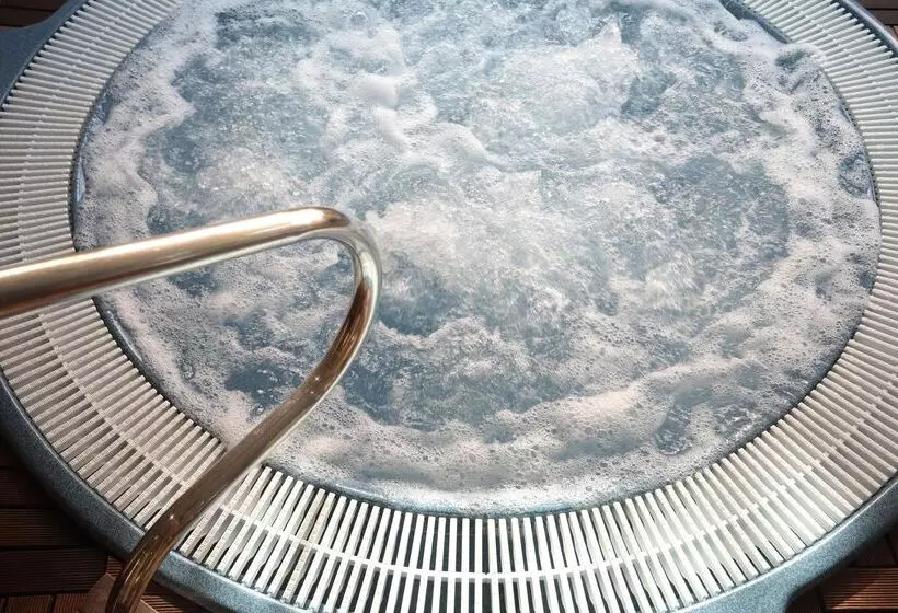 Mon Port Hotel & Spa