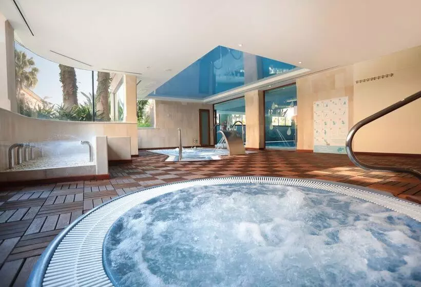 Mon Port Hotel & Spa