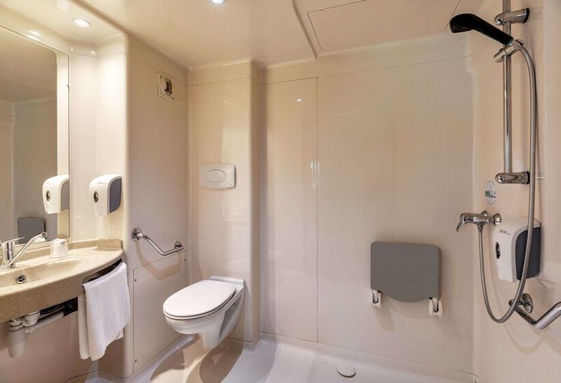 هتل Premiere Classe Bethune  Fouquieres Les Bethunes