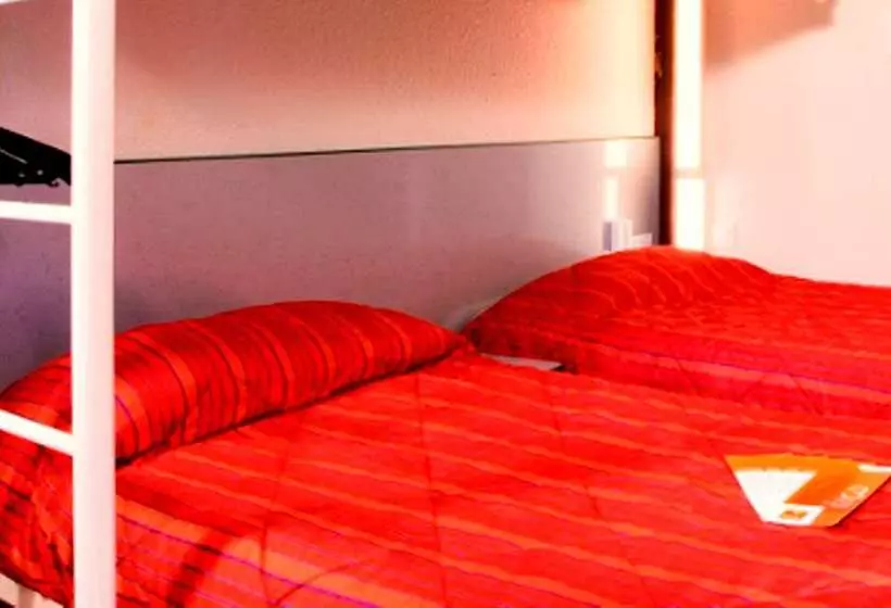 בית מלון כפרי Premiere Classe Coulommiers Mouroux