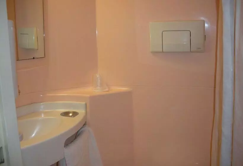 호텔 Premiere Classe Dreux