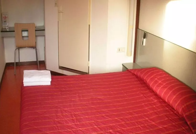 호텔 Premiere Classe Dreux