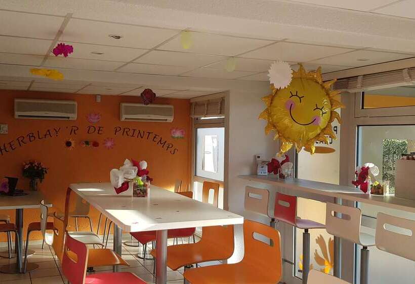 فندق Premiere Classe Herblay