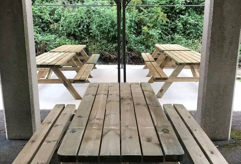 Отель Premiere Classe Honfleur