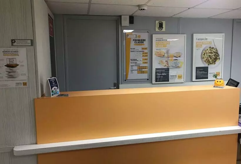 Отель Premiere Classe Honfleur