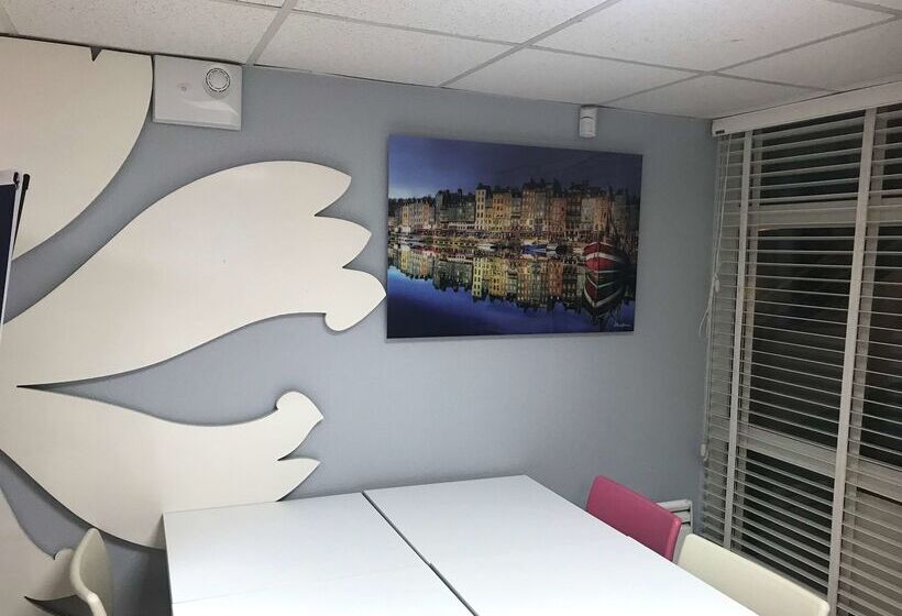 ホテル Premiere Classe Honfleur