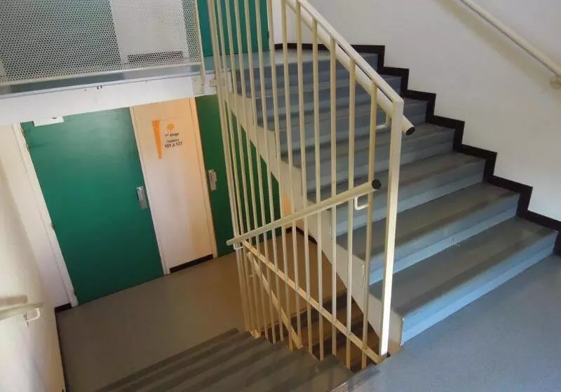 Отель Premiere Classe Orleans Ouest La Chapelle St Mesmin