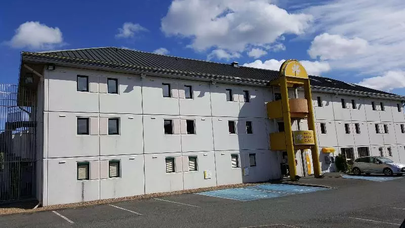 Отель Premiere Classe Orleans Ouest La Chapelle St Mesmin