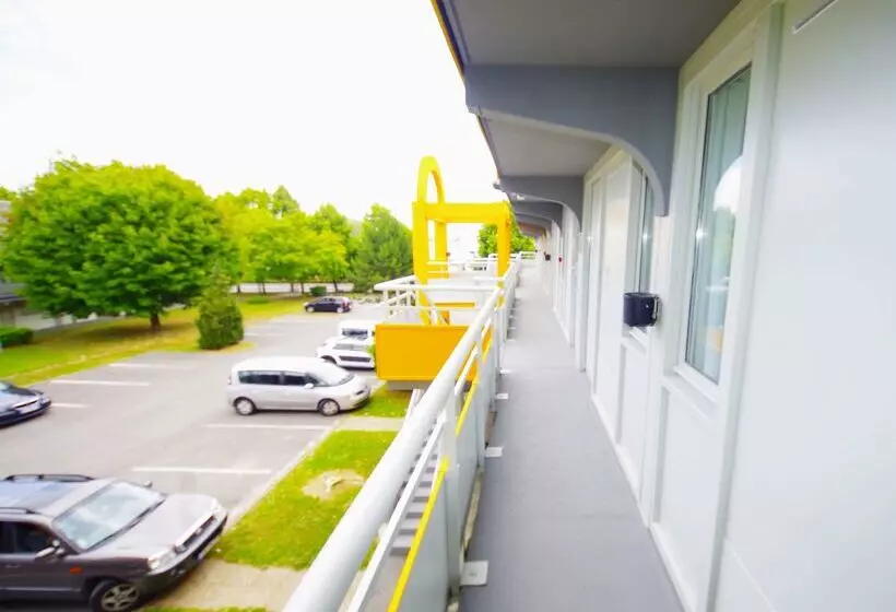 酒店 Premiere Classe St Quentin