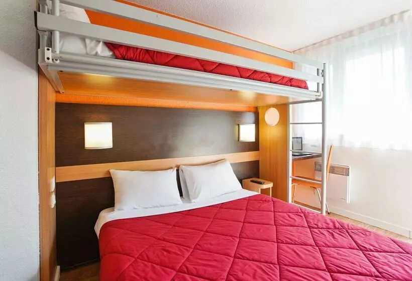 هتل Première Classe Villejust