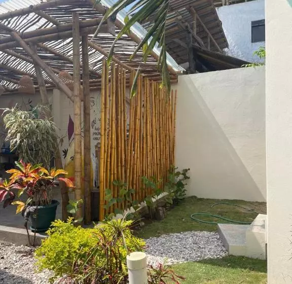 ユースホステル Casa Del Sol
