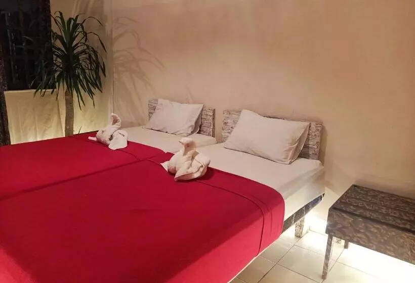 ユースホステル Funkyplace