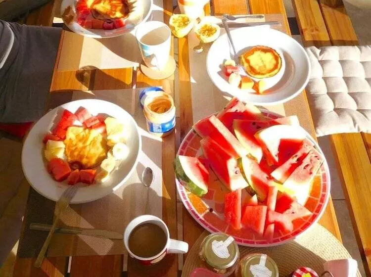 ユースホステル Hostal Casa Las Lajas