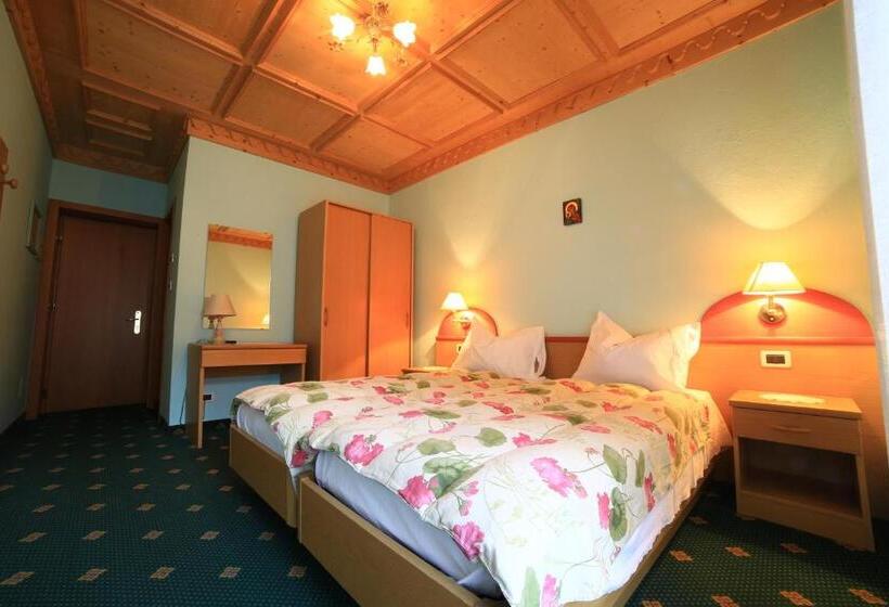 Alpenhotel La Montanara