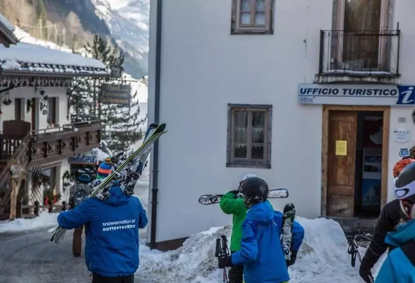 Alpenhotel La Montanara