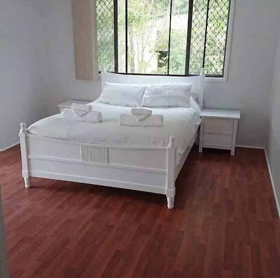 Bed and Breakfast The Cottage On George Street