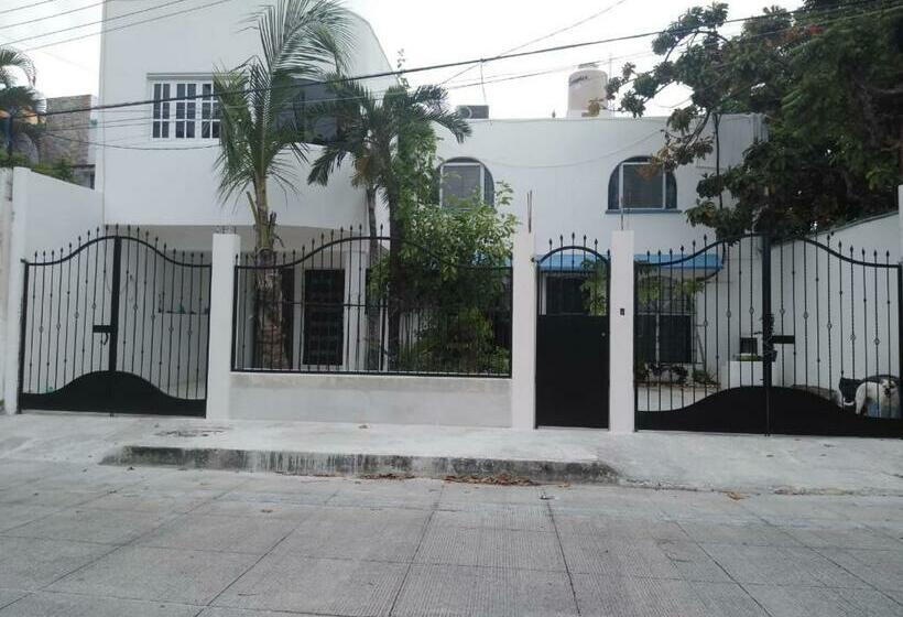 مبيت وإفطار Thelmar Rooms Cancun