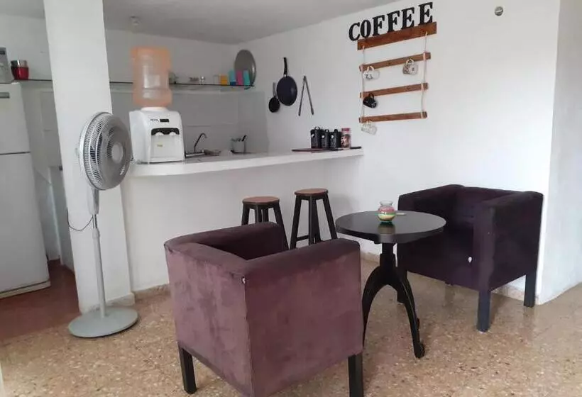 تختخواب و صبحانه Thelmar Rooms Cancun