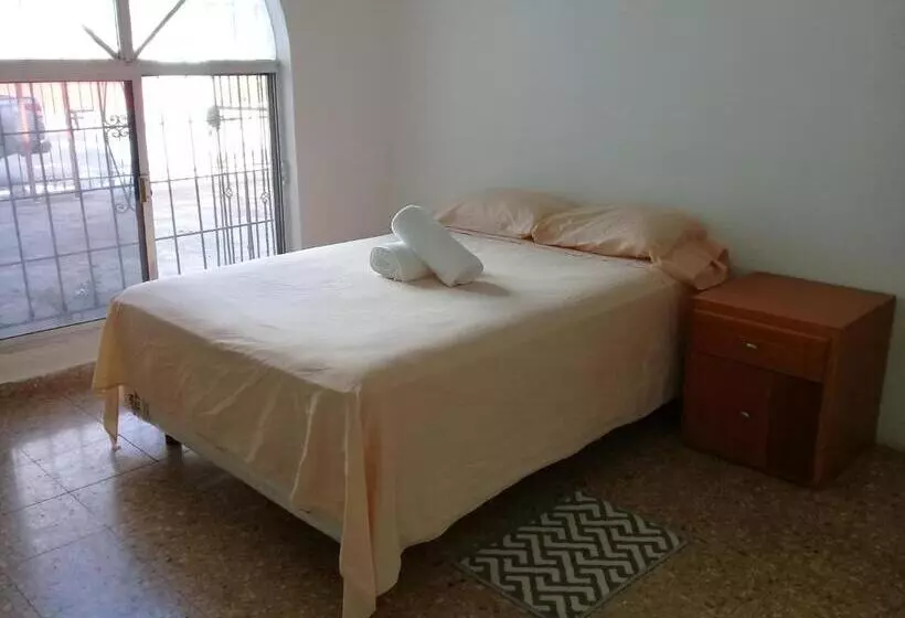 تختخواب و صبحانه Thelmar Rooms Cancun