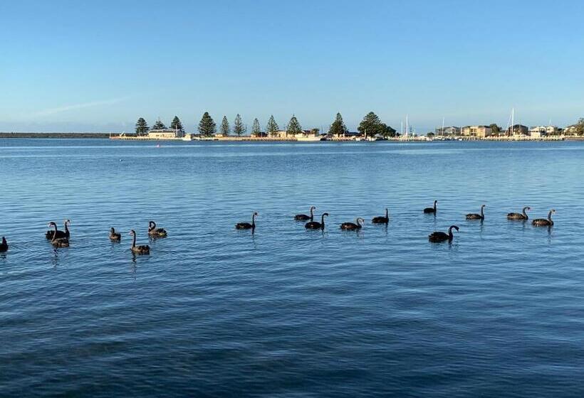 Boat Harbour Jetty B&b