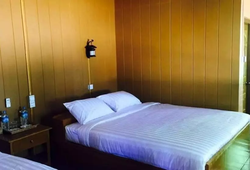 Golden Fish Motel
