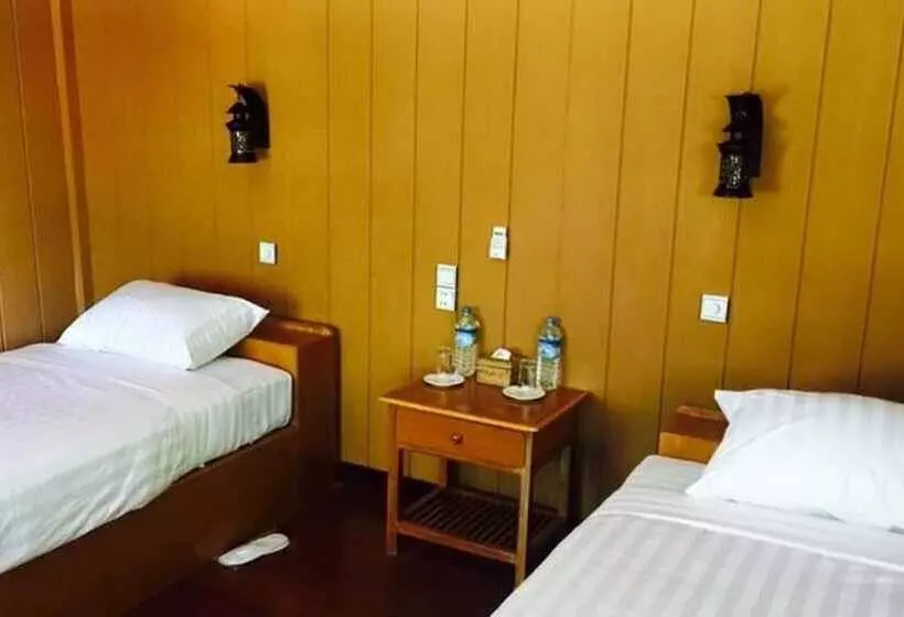 Golden Fish Motel