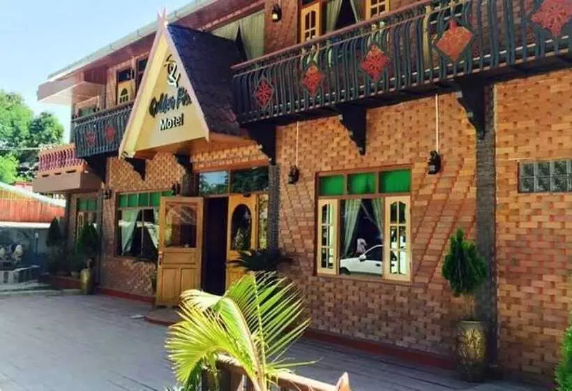 Golden Fish Motel