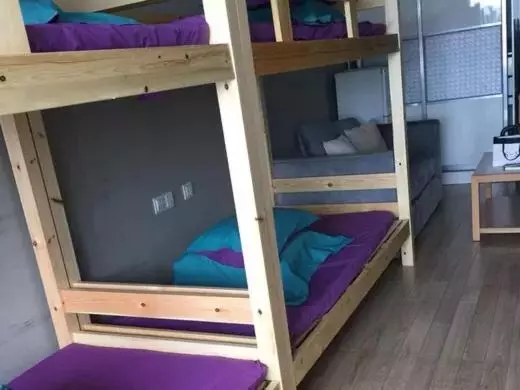 He&her Youth Hostel