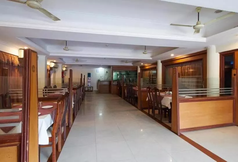 Hotelli Sree Gokulam Sabari