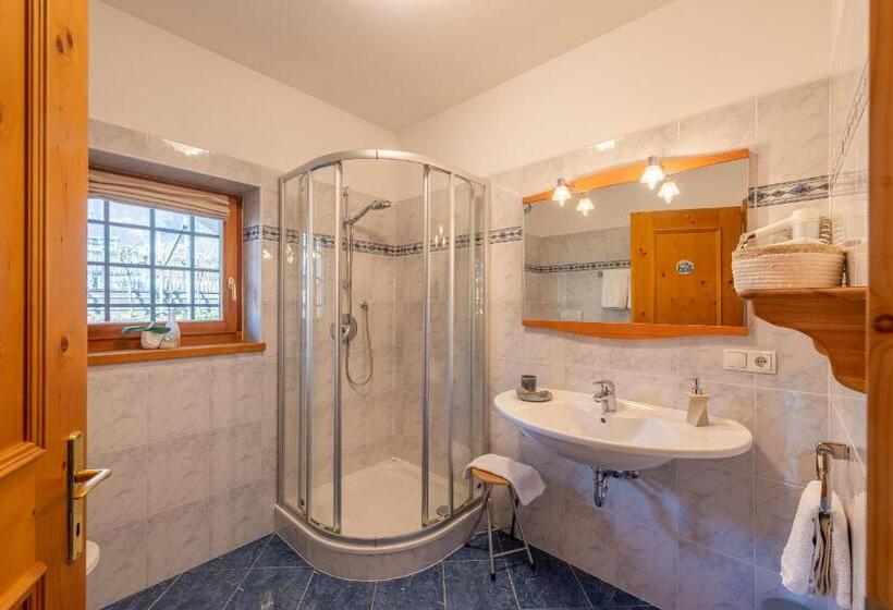 فندق Weinberghof