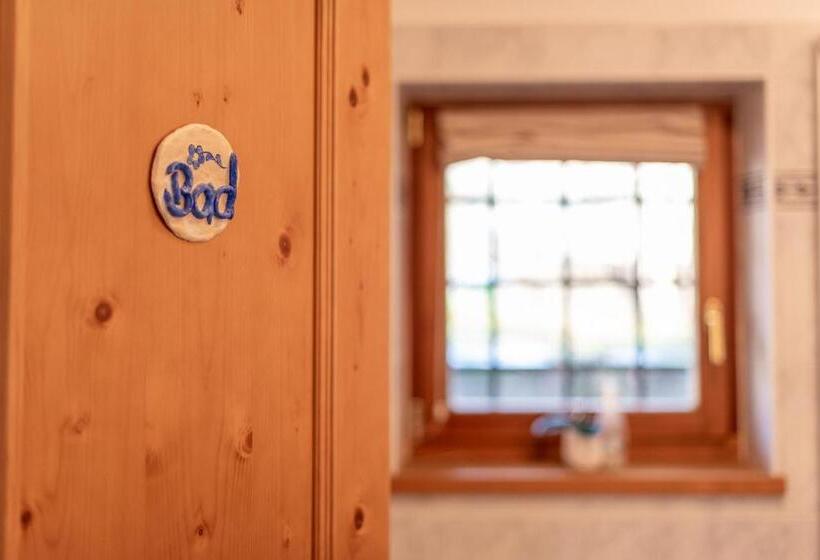 فندق Weinberghof