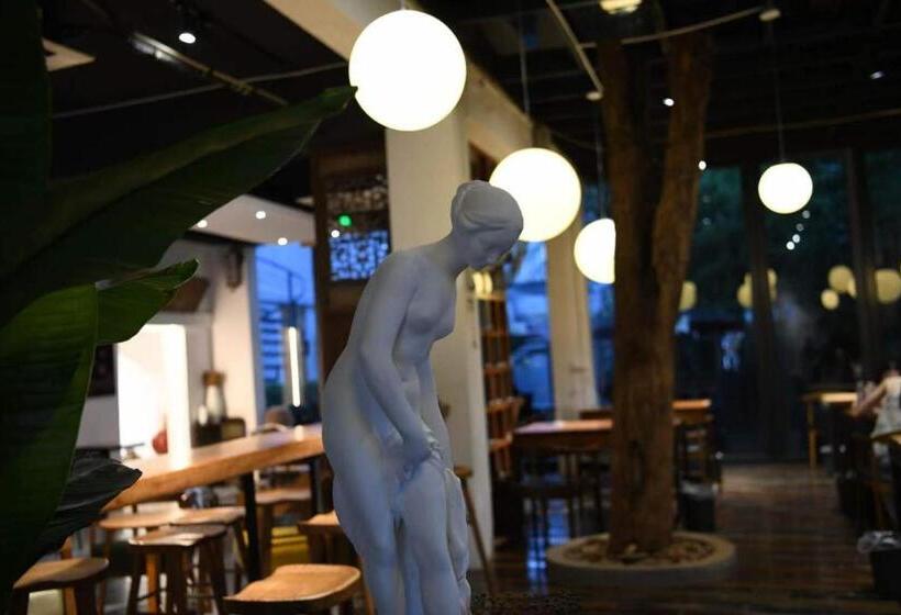 Jingdezhen International Youth Hostel