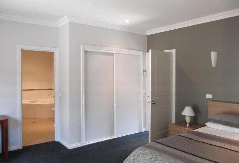 ペンション Swan Lake Guest House