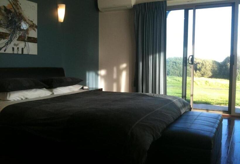 ペンション Swan Lake Guest House