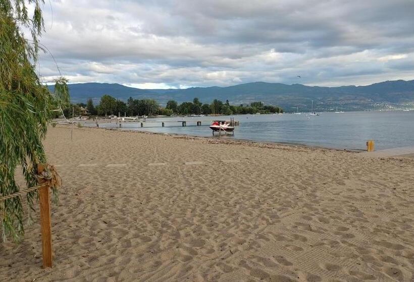 Bed and Breakfast Beds By The Bridge