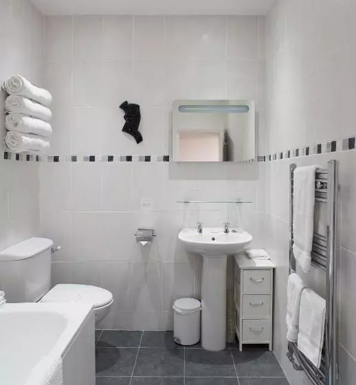 Aamiaismajoitus (B&B) Rame Barton Guest House And Pottery