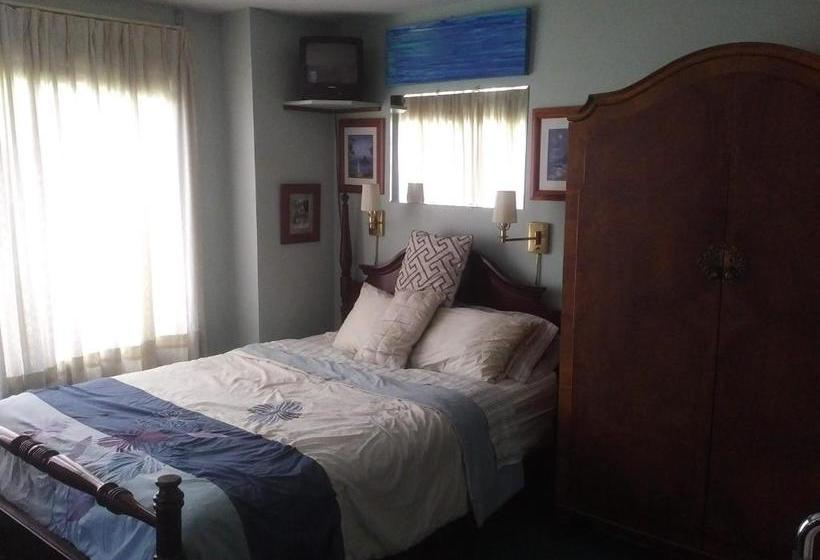 Bed and Breakfast Beds By The Bridge