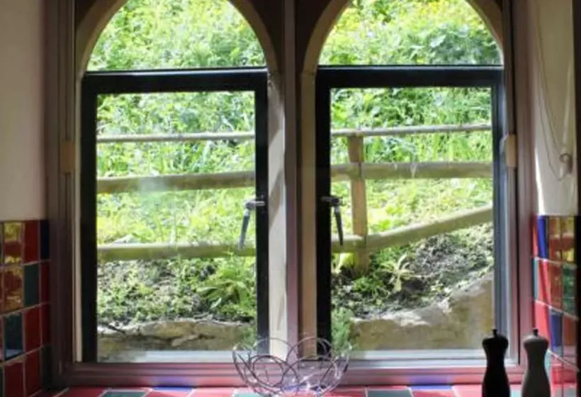 Cotswolds Valleys Accommodation Springfl