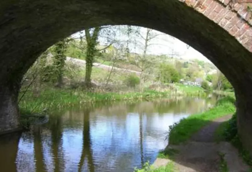 Cotswolds Valleys Accommodation Springfl