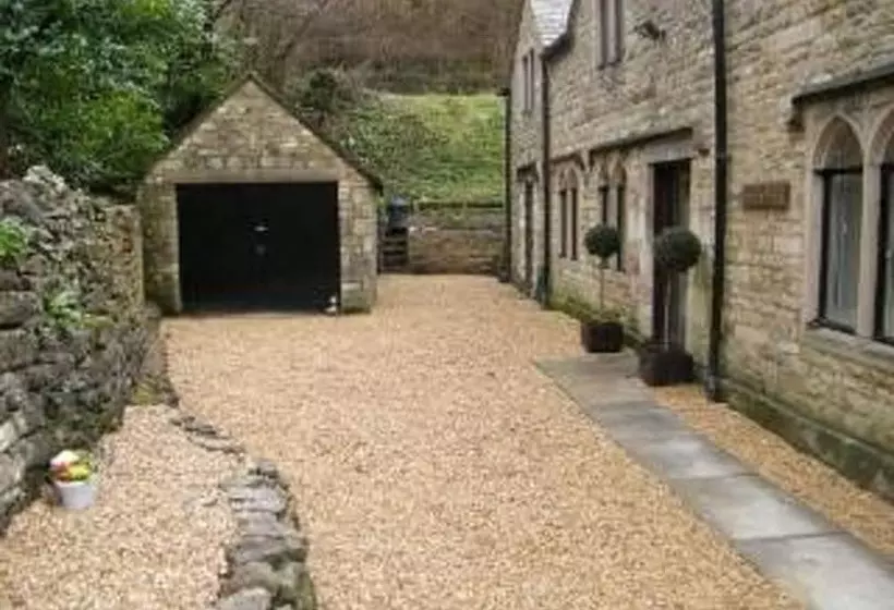 Cotswolds Valleys Accommodation Springfl