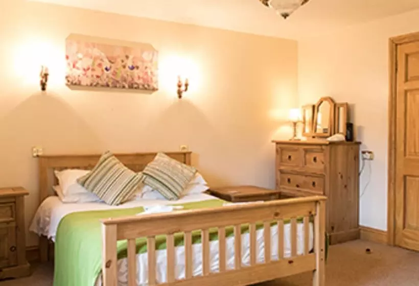 The George Inn & Millingbrook Lodge Ltd