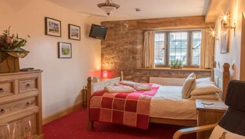 The George Inn & Millingbrook Lodge Ltd