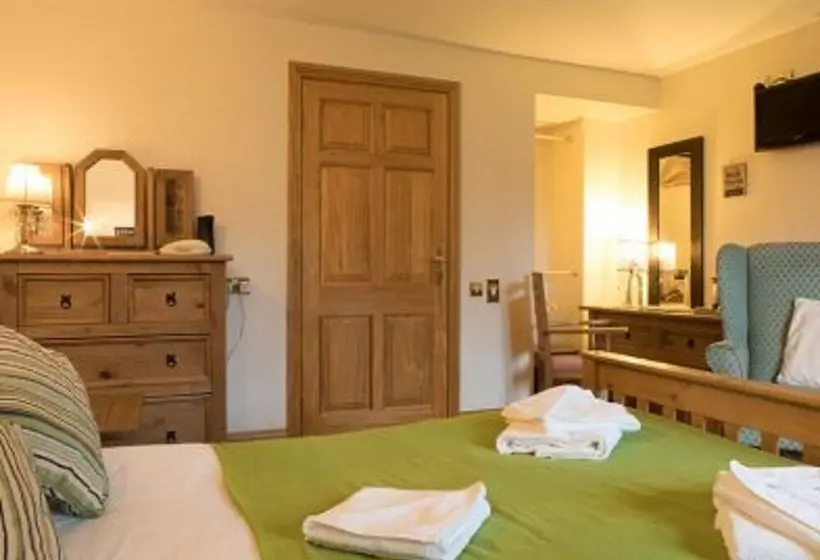 The George Inn & Millingbrook Lodge Ltd