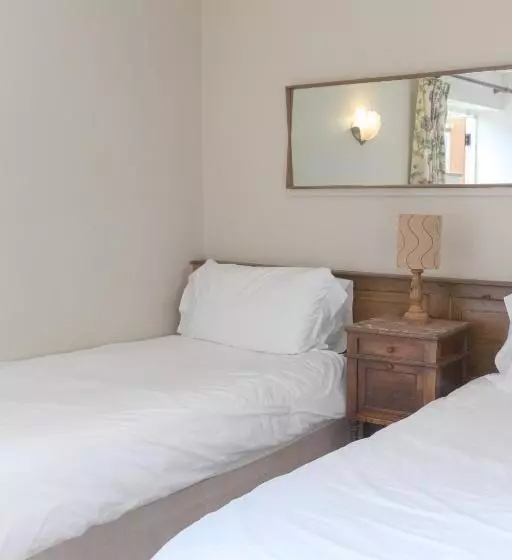 ベッドアンドブレックファースト The Rear Of The Plough,everdon